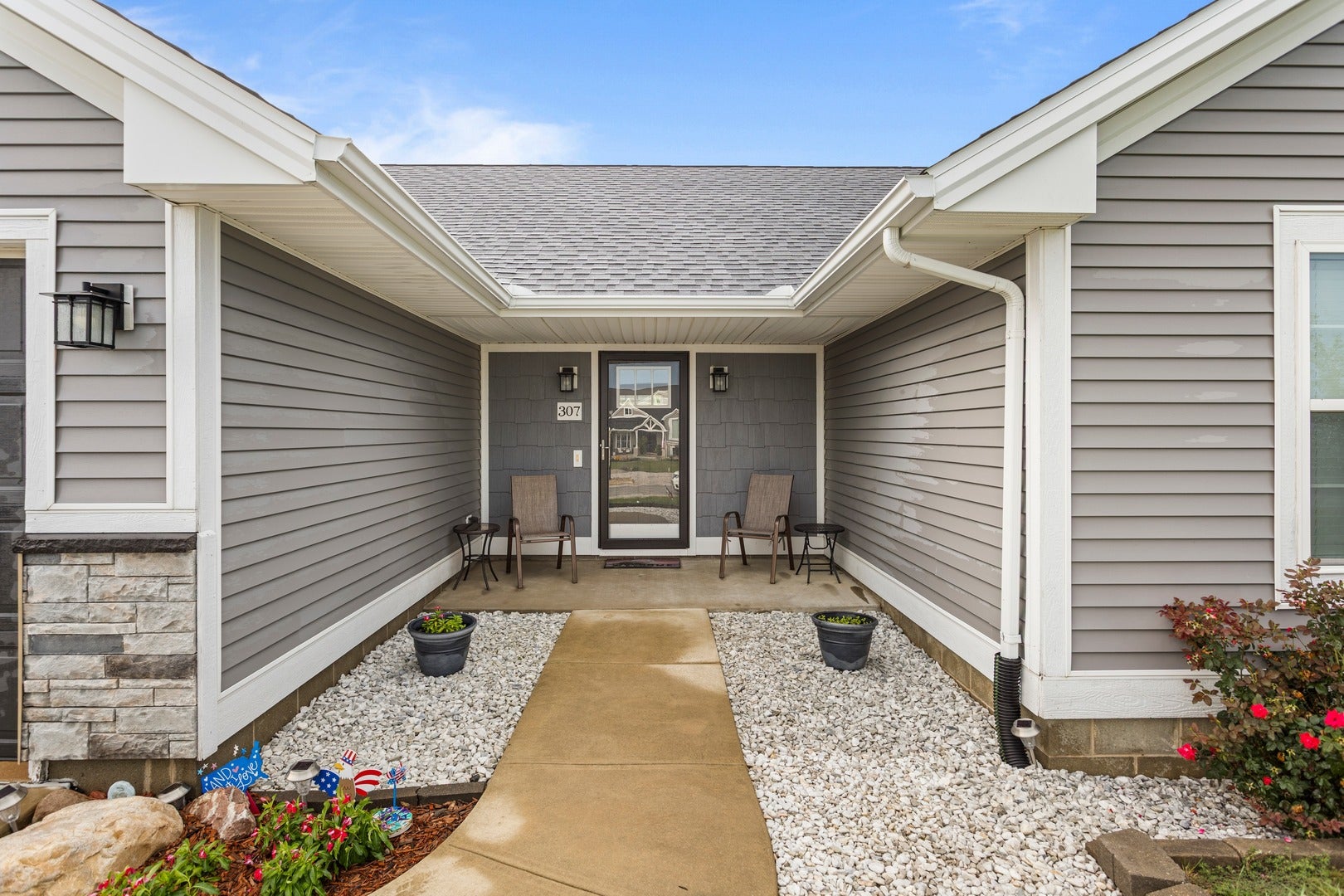 307 Horseshoe Drive