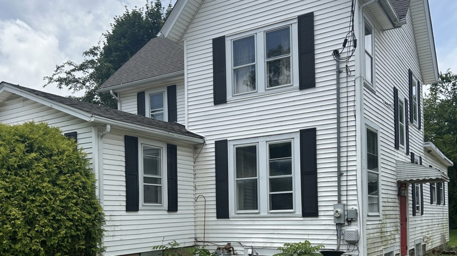 992 Main Street