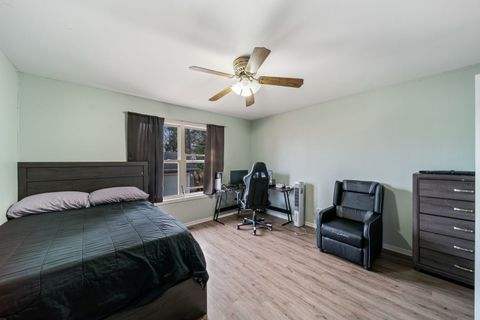 Tiny photo for 10093 W Ford Avenue, Beach Park, IL 60099 (MLS # 12587943)