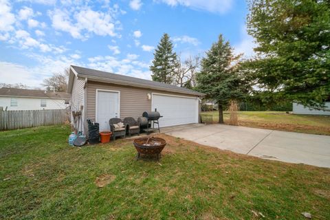 Tiny photo for 10093 W Ford Avenue, Beach Park, IL 60099 (MLS # 12587943)