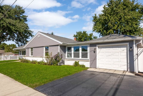 Tiny photo for 4551 Fairview Avenue, Downers Grove, IL 60515 (MLS # 12721448)