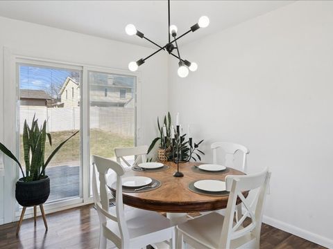 Tiny photo for 2514 W 60TH Street, Davenport, IA 52806 (MLS # 12598906)