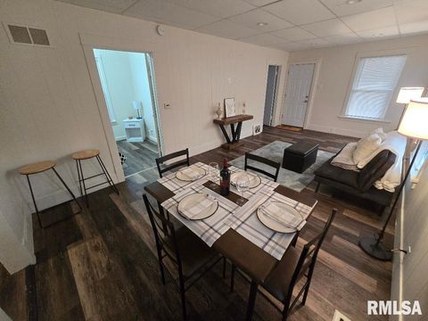 Tiny photo for 418 19TH Avenue N, Clinton, IA 52732 (MLS # QC4269700)