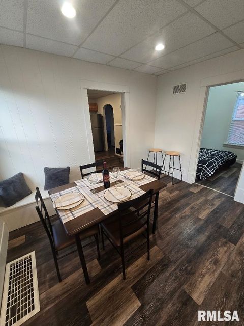 Tiny photo for 418 19TH Avenue N, Clinton, IA 52732 (MLS # QC4269700)