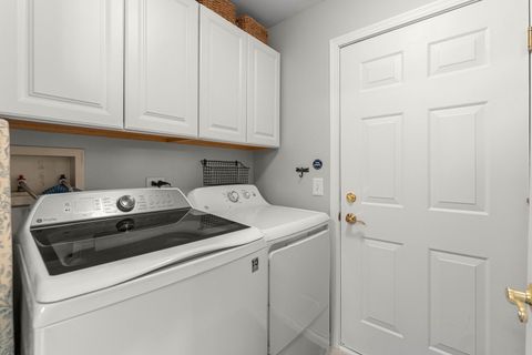 Tiny photo for 1451 Meadowsedge Lane, Carpentersville, IL 60110 (MLS # 12506070)