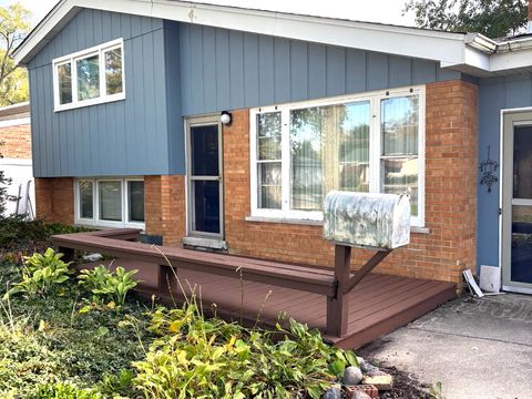 Tiny photo for 1129 183rd Street, Homewood, IL 60430 (MLS # 12498056)