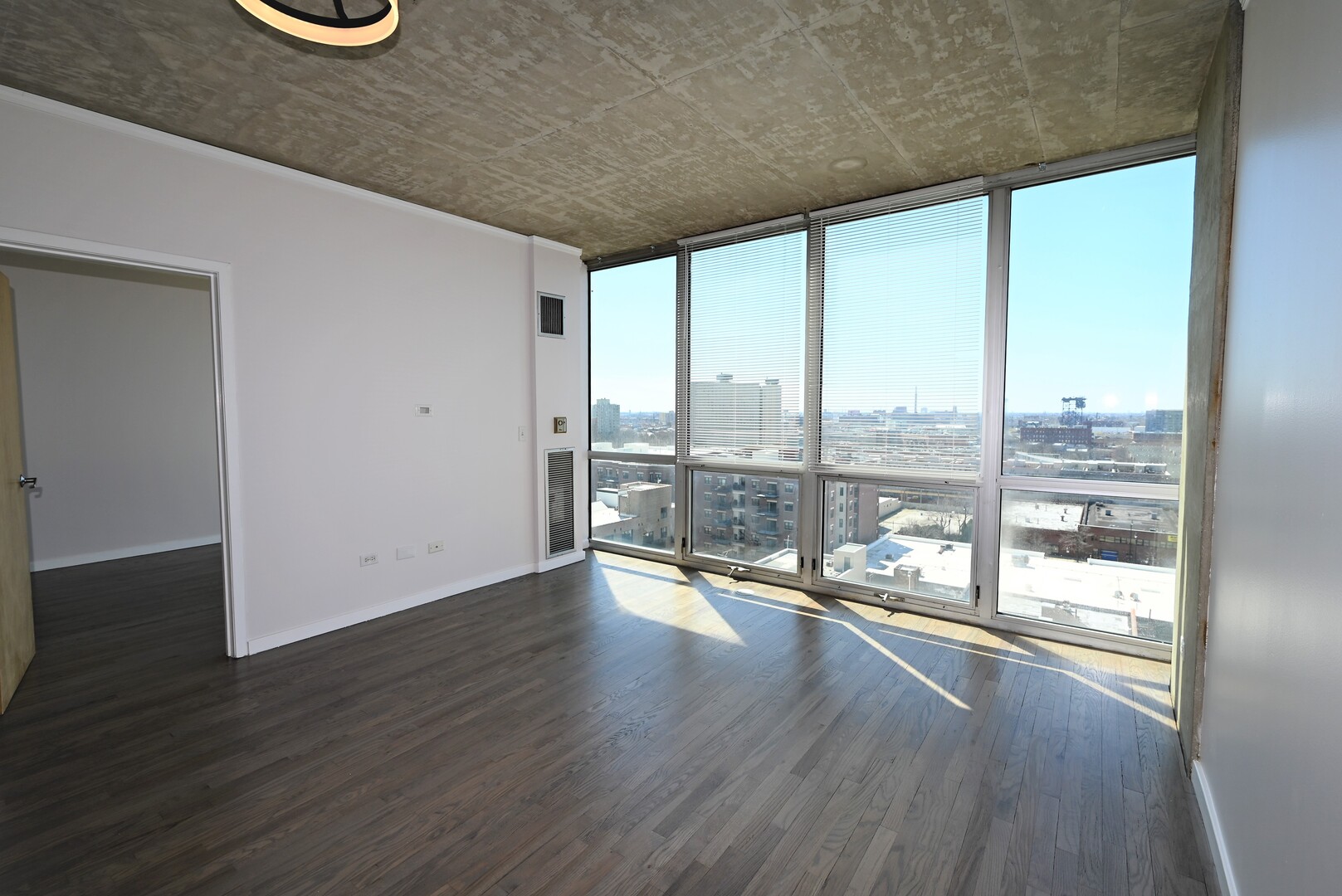 1845 S MICHIGAN Avenue 1402