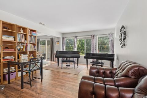 Tiny photo for 406 Locksley Drive #0, Streamwood, IL 60107 (MLS # 12465847)