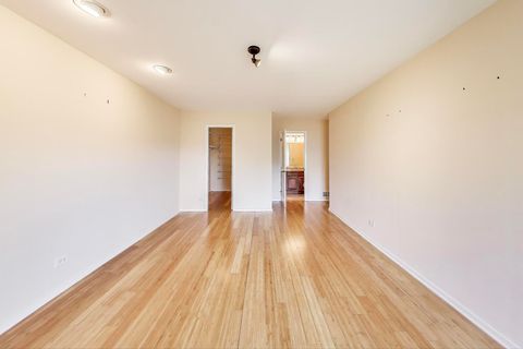 Tiny photo for 3050 Pheasant Creek Drive #301, Northbrook, IL 60062 (MLS # 12164643)