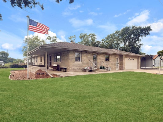 800 W CENTRAL AVE, THOMASBORO, IL 61878 - Image c03e2aaed06a9cb543f7067d113fc5e8/3930424961