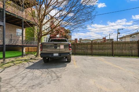 Tiny photo for 6122 S Greenwood Avenue #3S, Chicago, IL 60637 (MLS # 12622439)