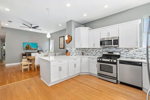 Tiny photo for 6122 S Greenwood Avenue #3S, Chicago, IL 60637 (MLS # 12622439)