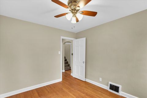 Tiny photo for 502 E Washington Street, Urbana, IL 61801 (MLS # 12571945)