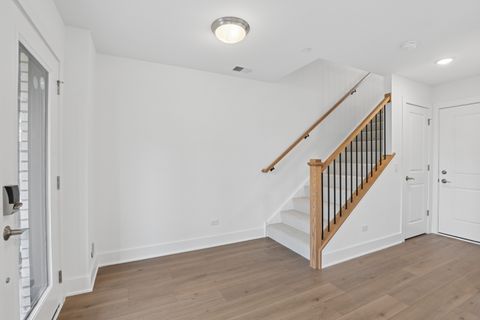 Tiny photo for 6318 Lexington Street, Morton Grove, IL 60053 (MLS # 12607397)