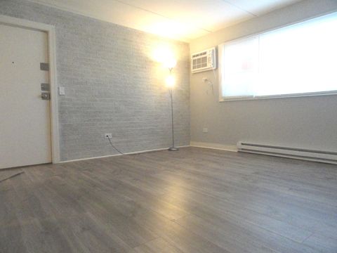 Tiny photo for 9907 W 58th Street #1, Countryside, IL 60525 (MLS # 12625696)