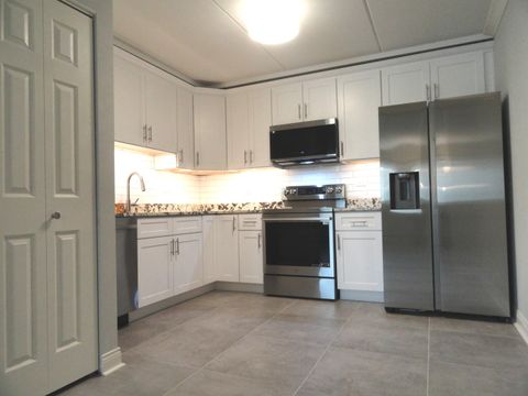 Tiny photo for 9907 W 58th Street #1, Countryside, IL 60525 (MLS # 12625696)