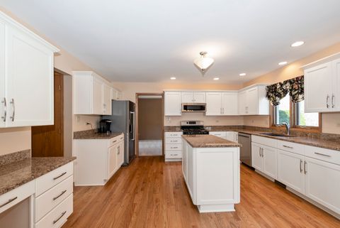 Tiny photo for 10924 Beth Drive, Orland Park, IL 60467 (MLS # 12613647)