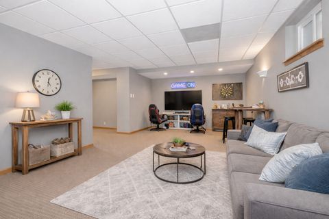 Tiny photo for 10924 Beth Drive, Orland Park, IL 60467 (MLS # 12613647)