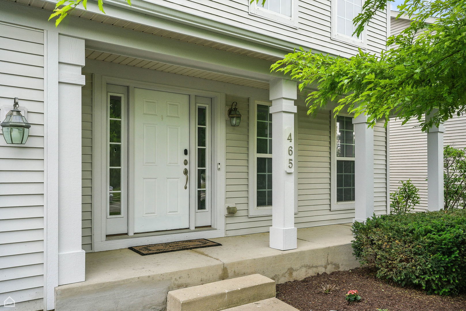 465 Blue Heron Circle