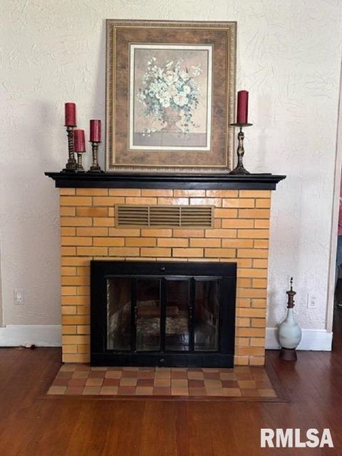 Tiny photo for 814 3RD Street, Rosiclare, IL 62982 (MLS # QC4265662)