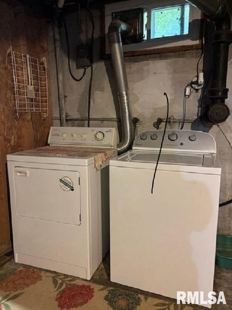 Tiny photo for 814 3RD Street, Rosiclare, IL 62982 (MLS # QC4265662)