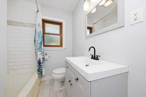 Tiny photo for 512 S Calumet Avenue, Aurora, IL 60506 (MLS # 12698234)