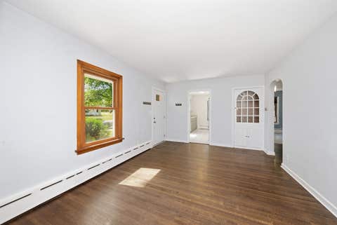 Tiny photo for 512 S Calumet Avenue, Aurora, IL 60506 (MLS # 12698234)
