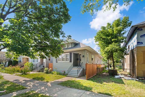 Tiny photo for 5251 W Belle Plaine Avenue, Chicago, IL 60641 (MLS # 12715098)