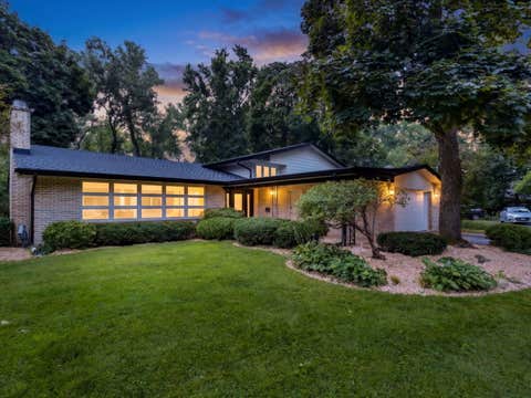 Photo of 1441 Sequoia Trail, Glenview, IL 60025 (MLS # 12702847)