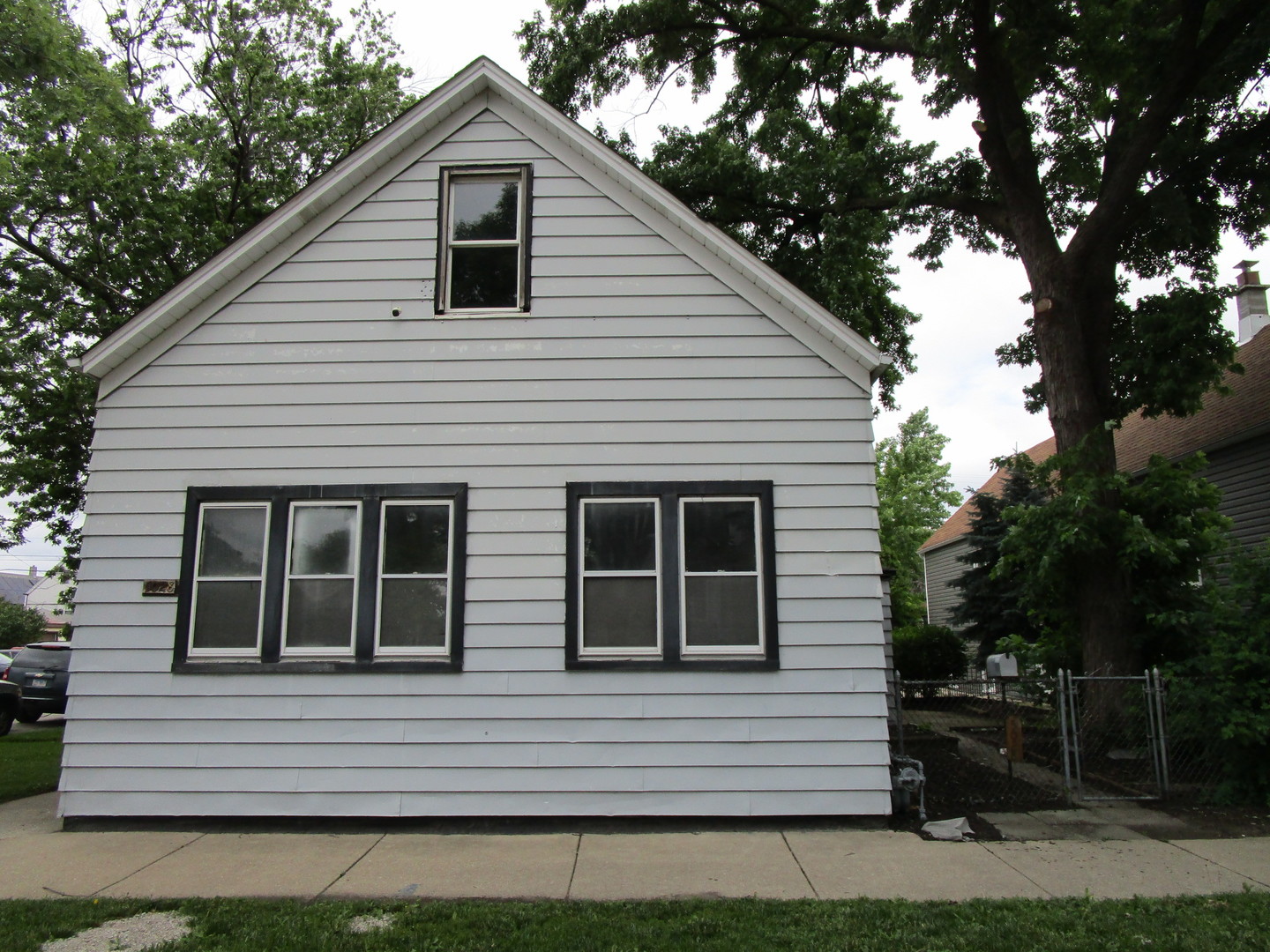 5028 W 32nd Street