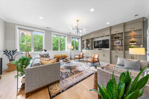 Tiny photo for 3737 N Damen Avenue #2, Chicago, IL 60618 (MLS # 12675981)