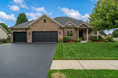 Photo of 6103 HATHAWAY Trail, Roscoe, IL 61073 (MLS # 12766763)