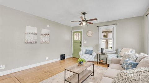 Tiny photo for 3708 N Fillmore Street, Davenport, IA 52806 (MLS # 12627231)