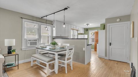 Tiny photo for 3708 N Fillmore Street, Davenport, IA 52806 (MLS # 12627231)