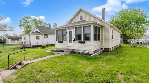 Tiny photo for 3708 N Fillmore Street, Davenport, IA 52806 (MLS # 12627231)
