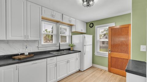 Tiny photo for 3708 N Fillmore Street, Davenport, IA 52806 (MLS # 12627231)