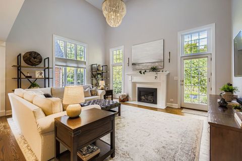 Tiny photo for 28 Windsor Drive, Elmhurst, IL 60126 (MLS # 12511975)