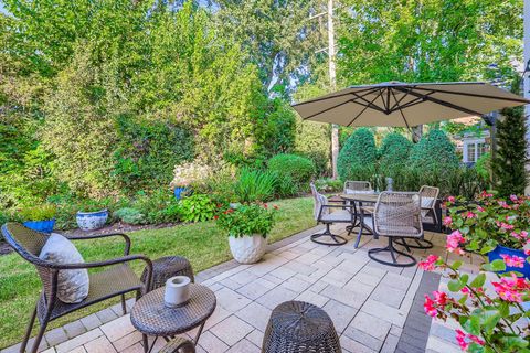 Tiny photo for 28 Windsor Drive, Elmhurst, IL 60126 (MLS # 12511975)