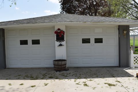 Tiny photo for 17864 E 1700 North Road, Pontiac, IL 61764 (MLS # 12352730)
