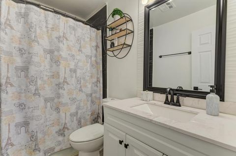 Tiny photo for 1475 Rebecca Drive #418, Hoffman Estates, IL 60169 (MLS # 12645071)