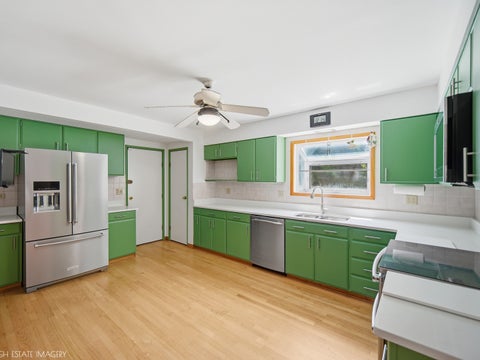 Tiny photo for 3321 Woodridge Drive, Woodridge, IL 60517 (MLS # 12674758)