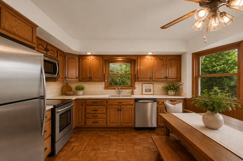 Tiny photo for 2110 E Eastman Court, Arlington Heights, IL 60004 (MLS # 12716385)