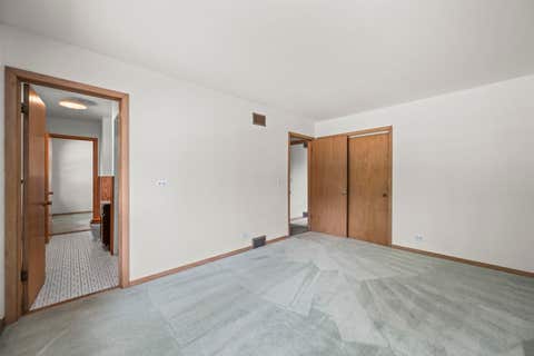 Tiny photo for 2110 E Eastman Court, Arlington Heights, IL 60004 (MLS # 12716385)