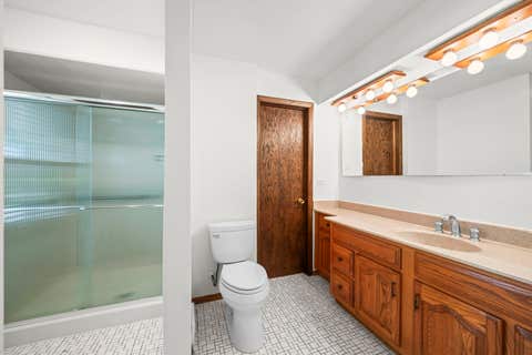 Tiny photo for 2110 E Eastman Court, Arlington Heights, IL 60004 (MLS # 12716385)