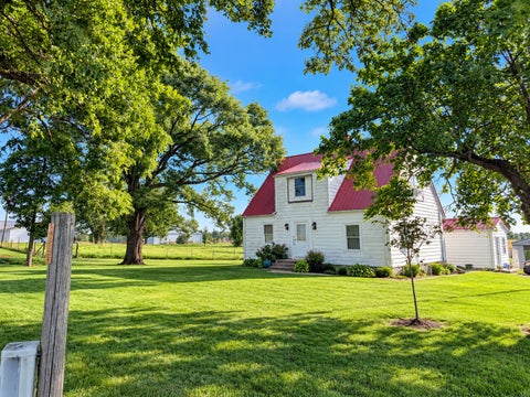 Photo of 14335 Twin Grove Road, Bloomington, IL 61705 (MLS # 12751282)