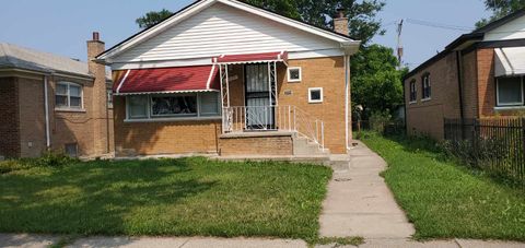 8909 S Greenwood Avenue Chicago IL 60619