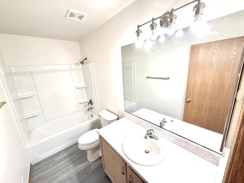 Tiny photo for 138 Mountain Laurel Court, Romeoville, IL 60446 (MLS # 12489991)