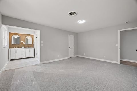 Tiny photo for 21547 S Nadia Drive, Shorewood, IL 60404 (MLS # 12492429)