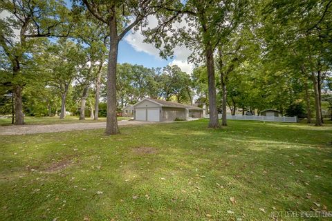 Tiny photo for 21547 S Nadia Drive, Shorewood, IL 60404 (MLS # 12492429)
