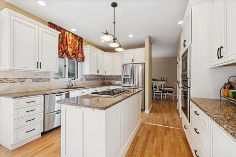 Tiny photo for 1312 Galloway Drive, Woodstock, IL 60098 (MLS # 12565186)